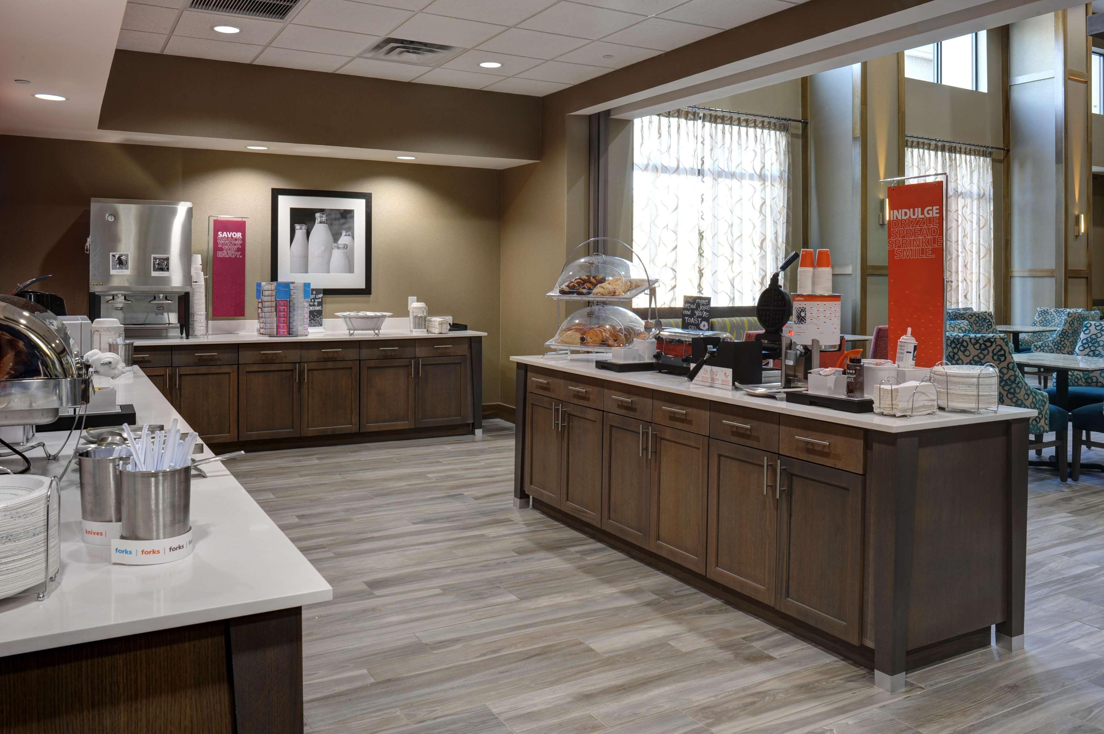 Hampton Inn & Suites Ardmore Bagian luar foto