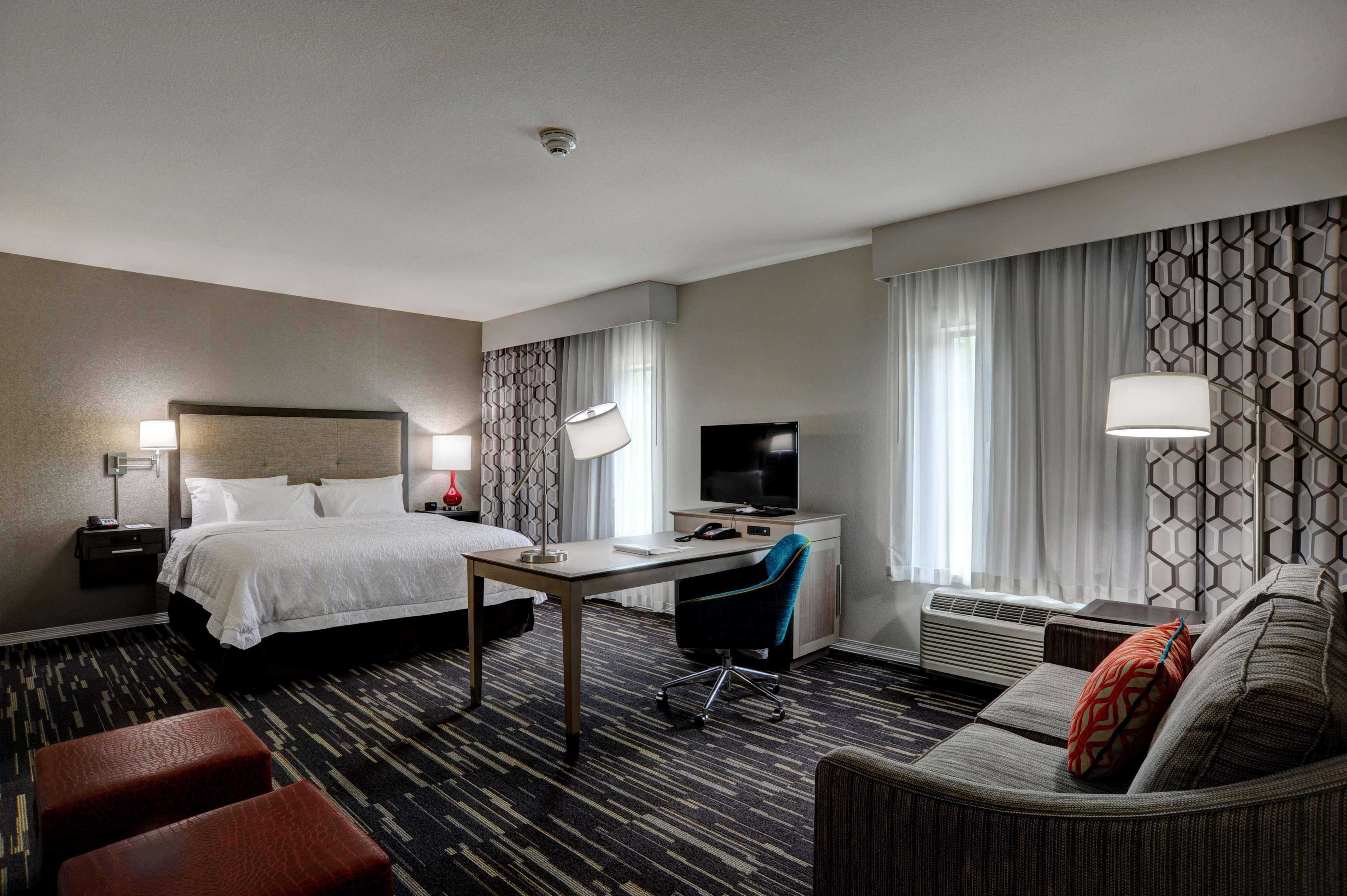 Hampton Inn & Suites Ardmore Bagian luar foto