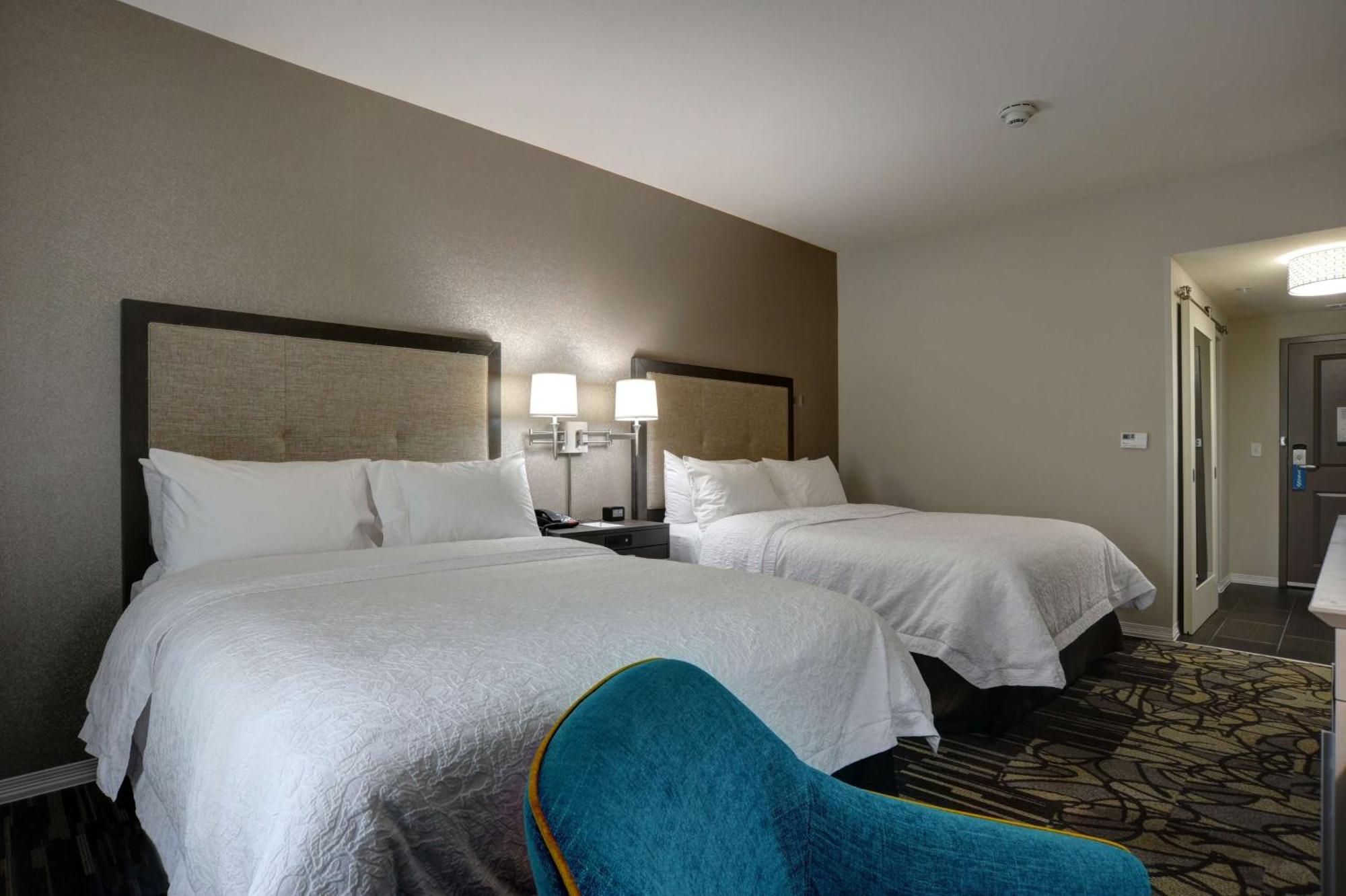 Hampton Inn & Suites Ardmore Bagian luar foto