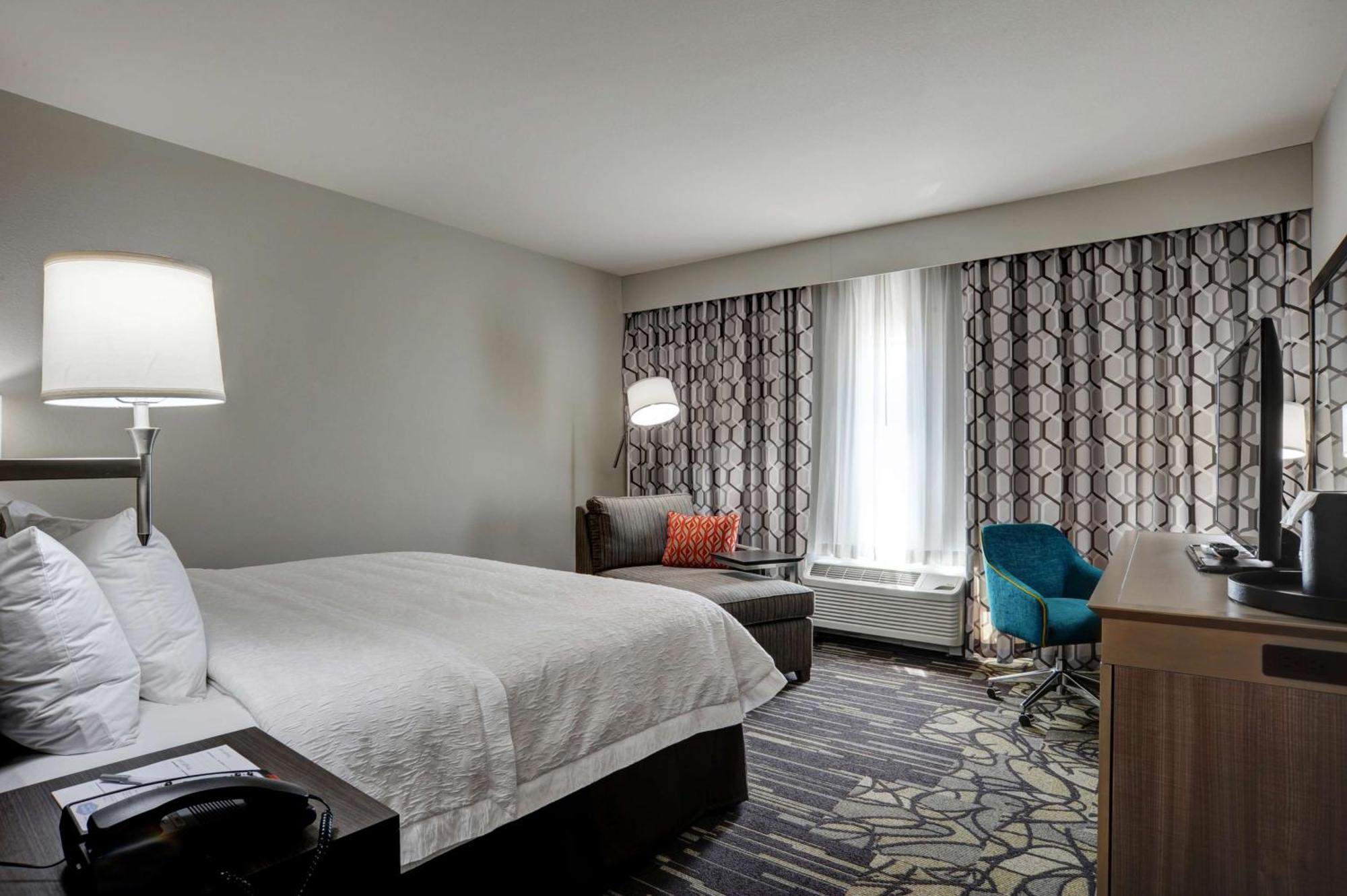 Hampton Inn & Suites Ardmore Bagian luar foto